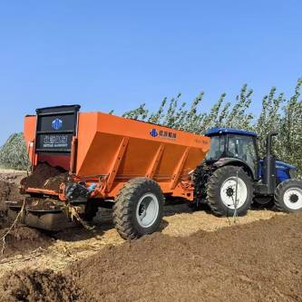 拖拉机牵引式撒肥车