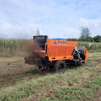 果园施肥机